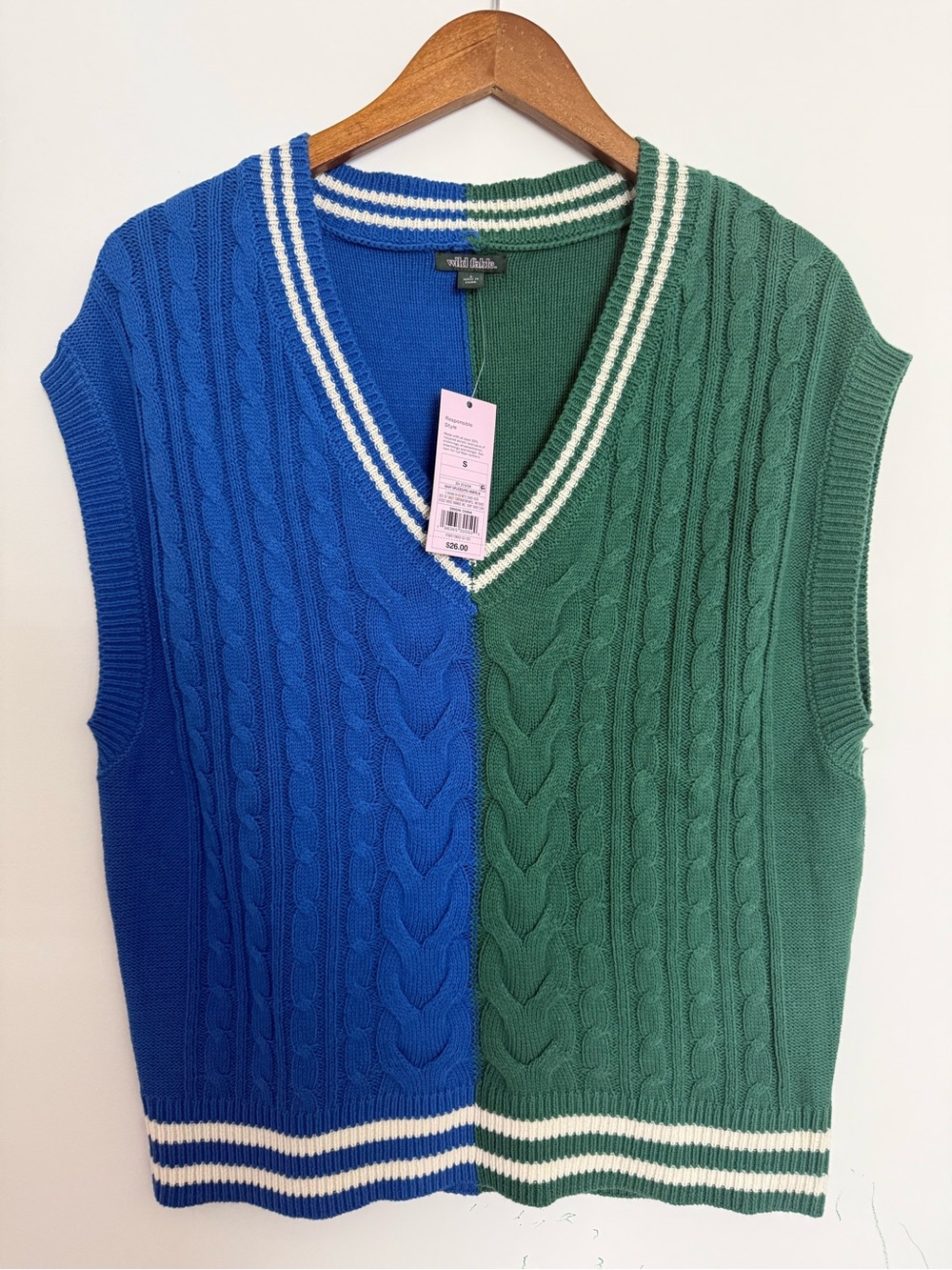 wild fable Colorblock Cable-Knit V-Neck Sweater Vest in Blue and Green